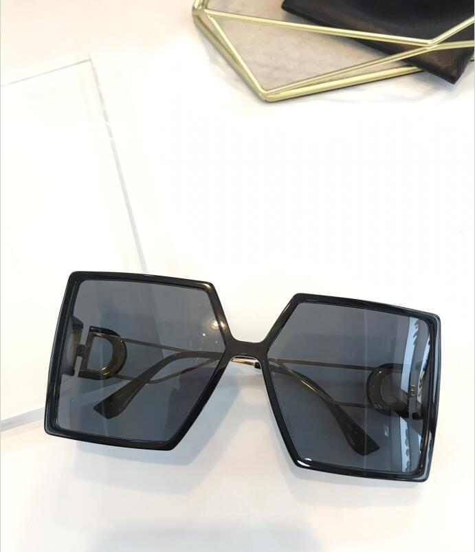 Latest selling popular fashion 086 women sunglasses mens sunglasses men sunglasses Gafas de sol top quality sun glasses UV400 lens with box
Latest selling popular fashion 086 women sunglasses mens sunglasses men sunglasses Gafas de sol top quality sun glasses UV400 lens with box