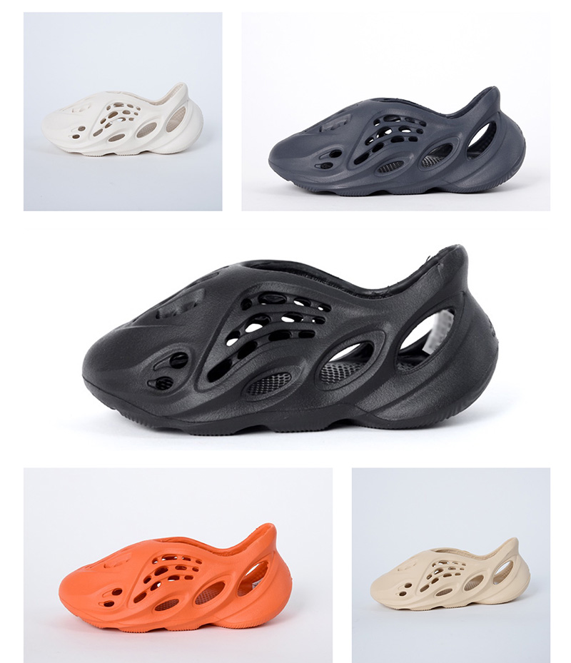 2020 Kanye West boys Girls Summer Slipper Grey White Black Orange Kids Beach Sandals slip-on platform Hole Shoes
2020 Kanye West boys Girls Summer Slipper Grey White Black Orange Kids Beach Sandals slip-on platform Hole Shoes