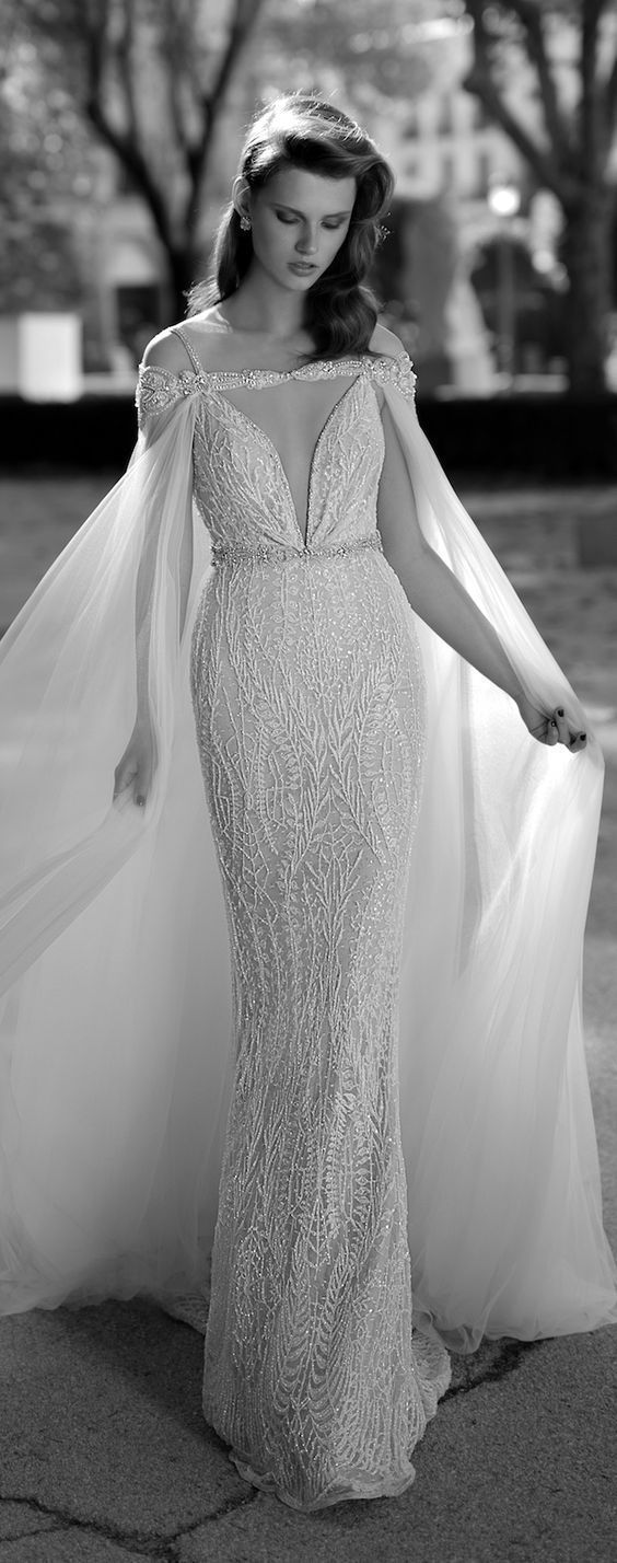 Long Bridal Wraps Jackets Wedding Capes Cloaks Women Shawls Rhinestones Crystals Sheer Tulle Bridal Boleros Free Shipping