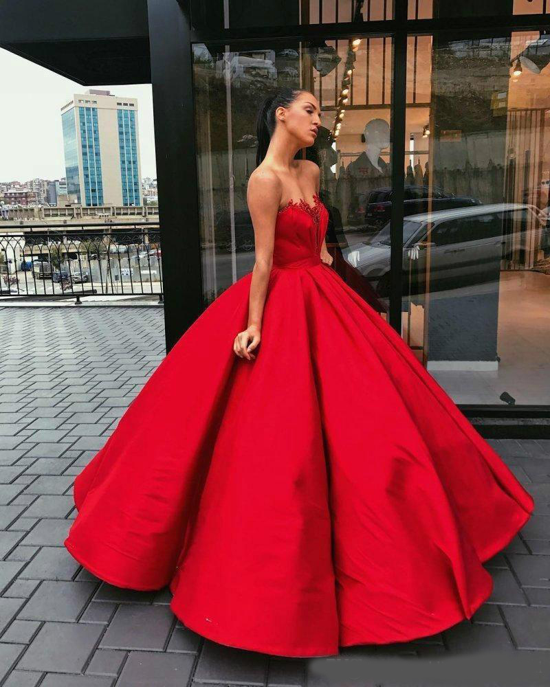 2020 Red Ball Gown Prom Dresses with Lace Appliques formal evening cocktail party quinceanera dresses robes de soirée Evening dress