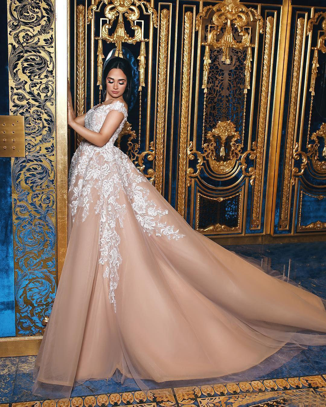 Off The Shoulder Wedding Dress Saudi Arabian Dubai Tulle Lace Bridal Gown Plus Size Custom Made
