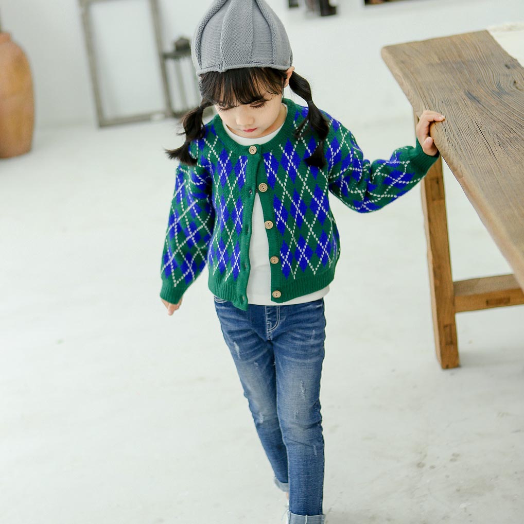 Kids Brand Sweater Girls Designer Knit Cardigan Geometric Print Tops Sweet British Style New Fashion Style 2019 Autumn Top Quality, Red
Kids Brand Sweater Girls Designer Knit Cardigan Geometric Print Tops Sweet British Style New Fashion Style 2019 Autumn Top Quality, Red