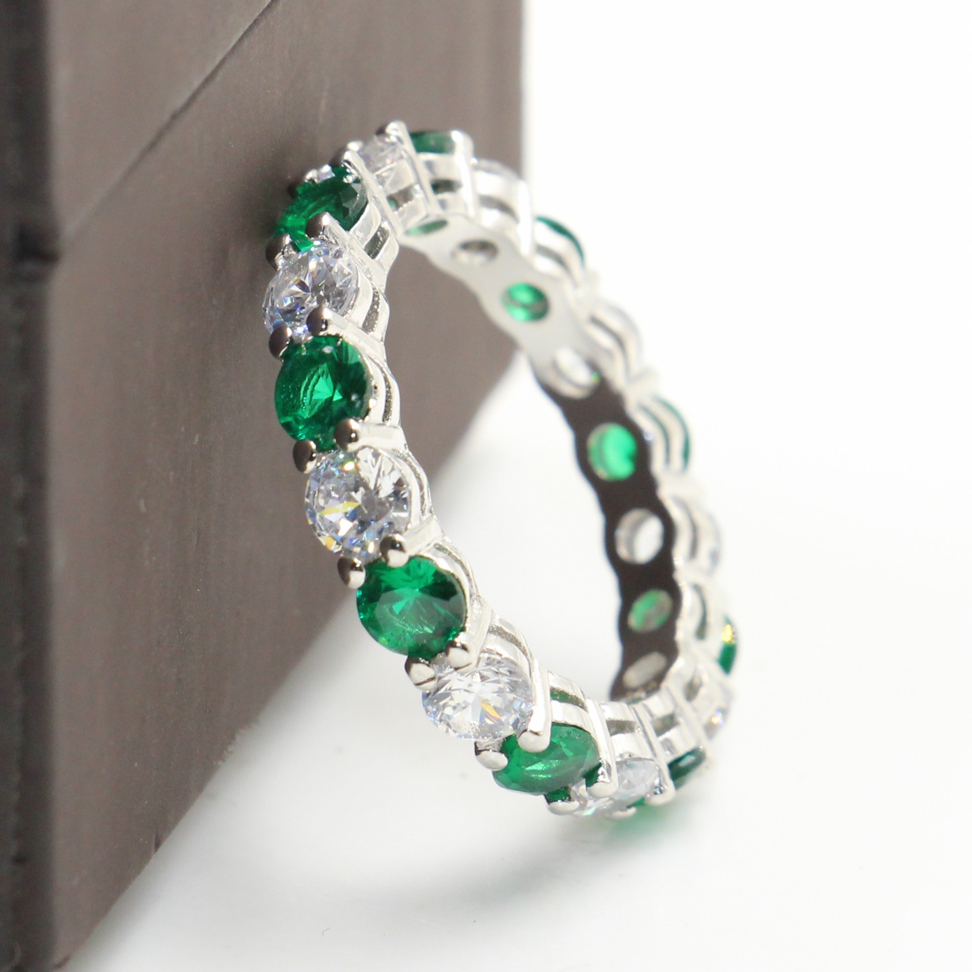 Size 5-10 Drop Shipping High Quality Luxury Jewelry 925 Sterling Silver Emerald Gemstones CZ Diamond Lucky Wedding Engagement Band Ring Set