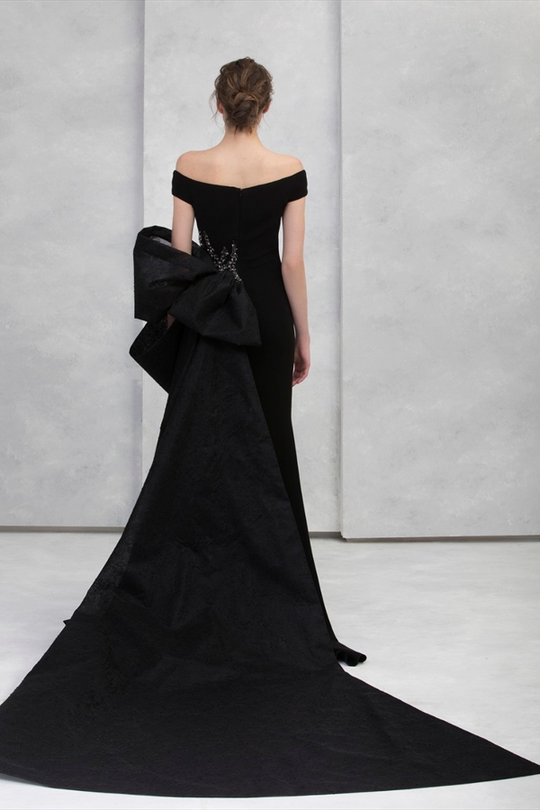 2020 Tony Ward Black Evening Dresses Satin Off The Shoulder Beaded Mermaid Prom Dress Sweep Train Formal Party Gowns Robes De Soirée