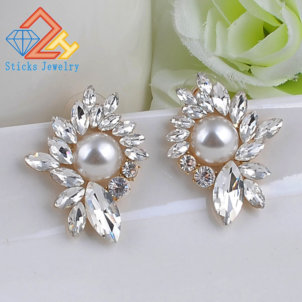 2019 New Women's Fashion Wings Earrings Rhinestone Pearl Sweet Metal Leaf Stud Earrings For Girl
2019 New Women's Fashion Wings Earrings Rhinestone Pearl Sweet Metal Leaf Stud Earrings For Girl