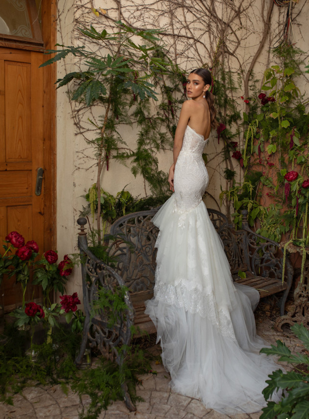 Matan Shaked Sexy Mermaid Wedding Dresses Sweetheart Lace Appliques Ruffle Backless Bridal Gowns Plus Size Beach robe de mariée
