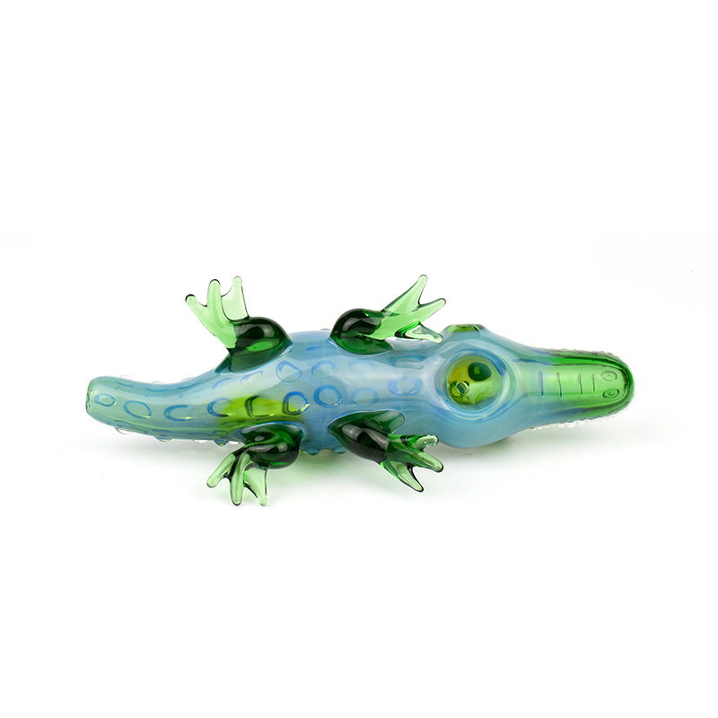 Crocodile glass hand pipe pyrex glass animal pipes hand blown smoking pipes tobacco tube green color
Crocodile glass hand pipe pyrex glass animal pipes hand blown smoking pipes tobacco tube green color