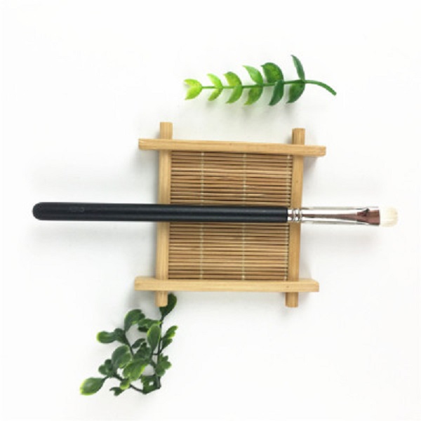 30pcs/lot-Supplying New Cosmetics #239 Medium Eye Shader Brush M Makeup Brushes Eye Shadow Smudged Shading Brush Goat Hair free shipping