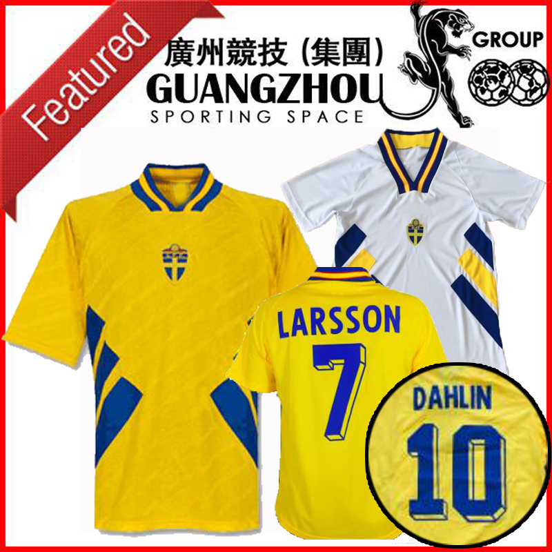World Cup 1994 Sweden retro soccer jersey national team home away 94 camisetas DAHLIN BROLIN LARSSON Classic Vintage football shirts, 1994 home
World Cup 1994 Sweden retro soccer jersey national team home away 94 camisetas DAHLIN BROLIN LARSSON Classic Vintage football shirts, 1994 home