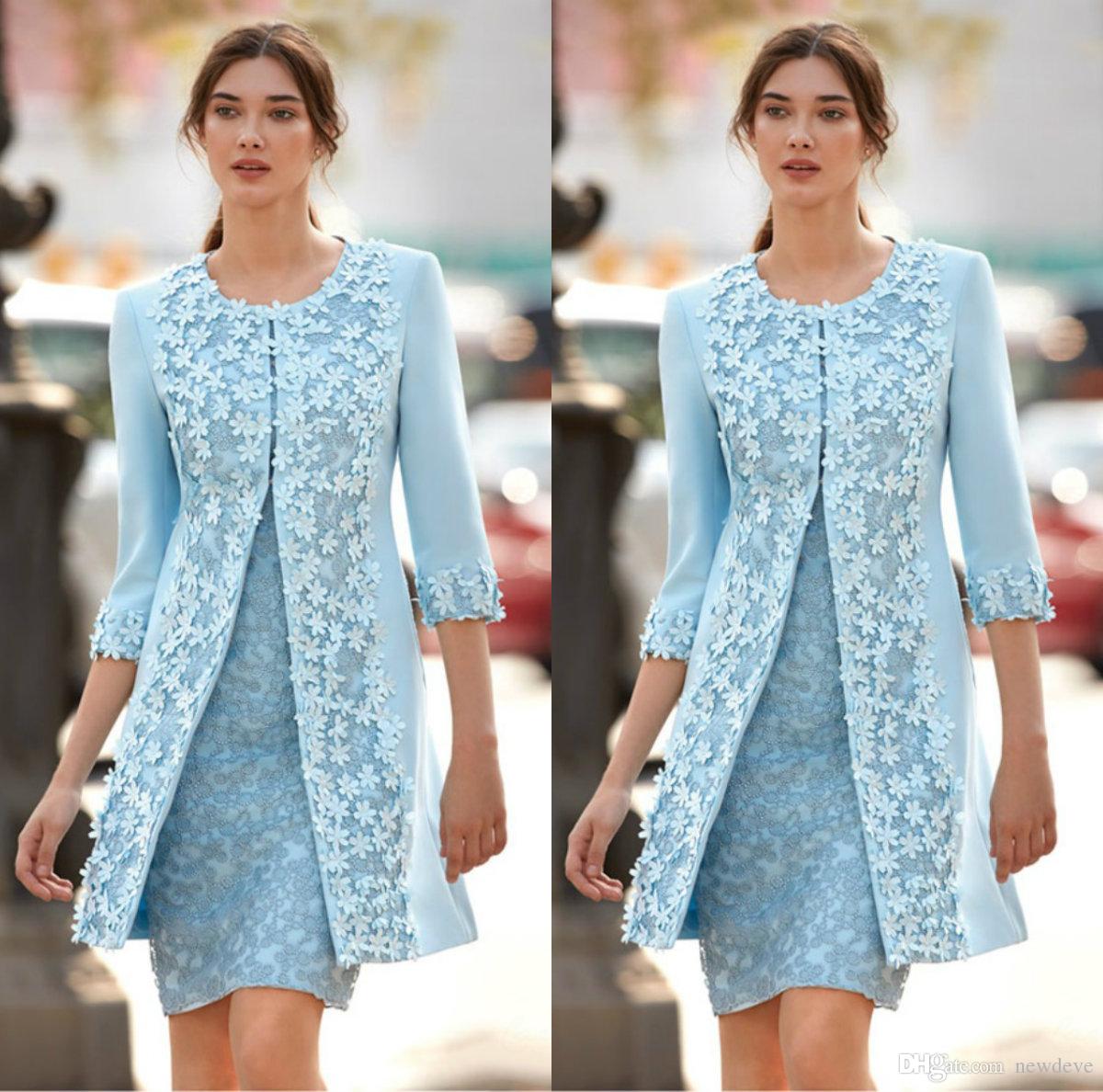 Chic Light Blue Mother Of Bride Dresses With Jacket 3D Applique Jewel 3/4 Sleeve Knee Length Mother Dress Capped Wedding Guest Gowns
Chic Light Blue Mother Of Bride Dresses With Jacket 3D Applique Jewel 3/4 Sleeve Knee Length Mother Dress Capped Wedding Guest Gowns