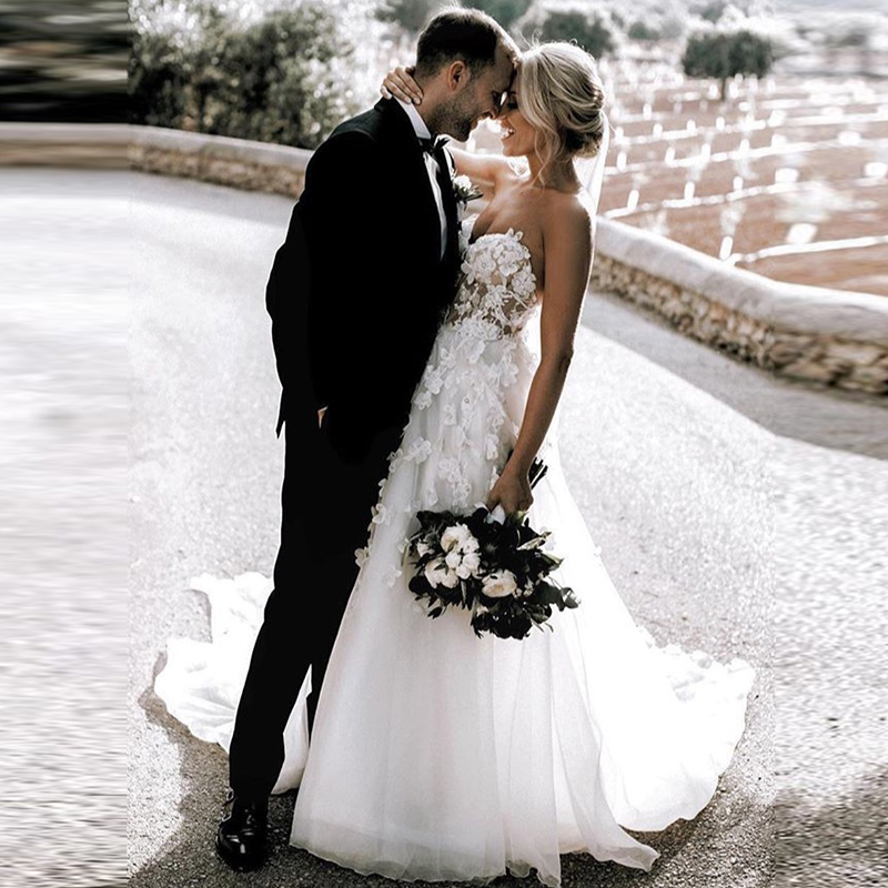 2020 Beach Wedding Dresses Lace 3D Floral Flowers Tulle A-line Sweetheart Boho Bridal Gowns Sweep Train Plus Size Bohemian Wedding Dress