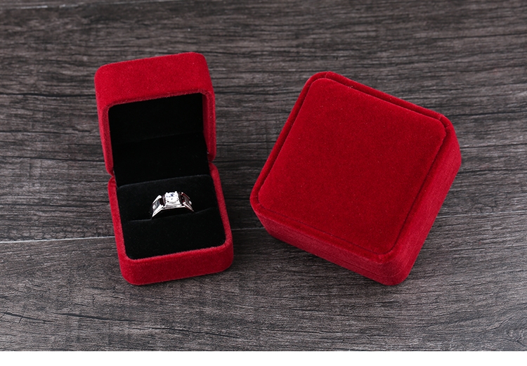 wholesale High quality plush jewelry Box for ring bangle Box Necklace Box Gift