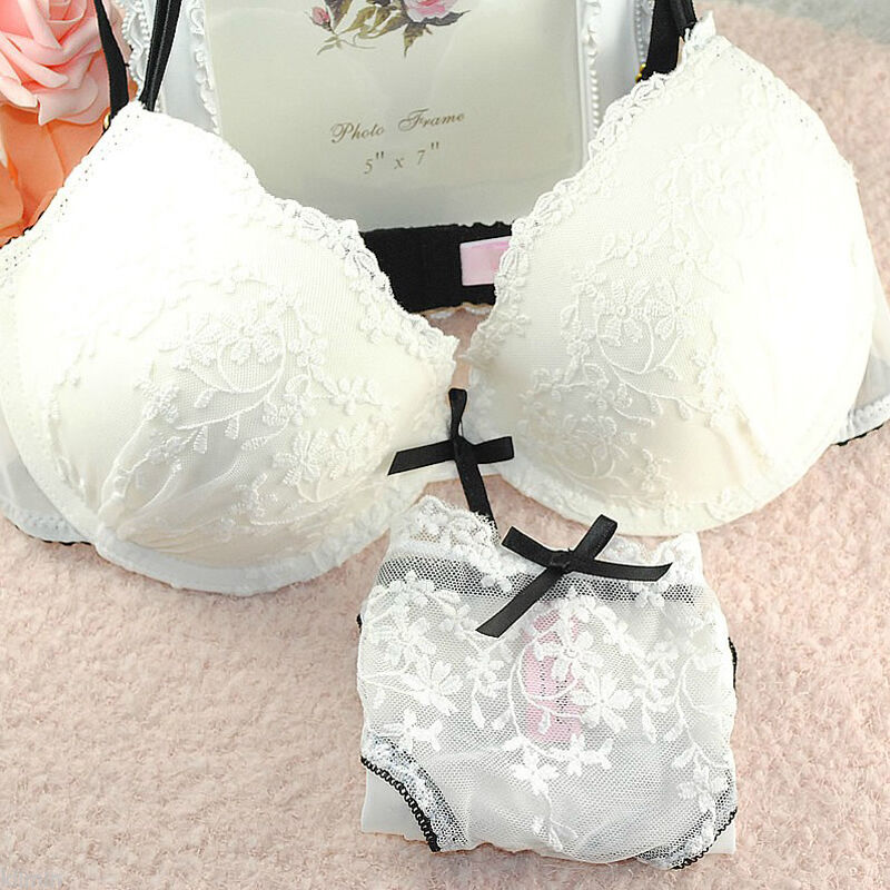 Solid color women's floral lace back buckle adjustable shoulder strap bra push high bra set thickening thong underwear, Red
Solid color women's floral lace back buckle adjustable shoulder strap bra push high bra set thickening thong underwear, Red