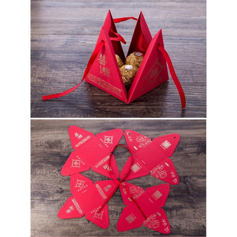 100PCSChinese Red Wedding Candy Box Bronzing Wedding Candy Bustling Gift Box White Cardboard Festival Packaging Gift
100PCSChinese Red Wedding Candy Box Bronzing Wedding Candy Bustling Gift Box White Cardboard Festival Packaging Gift