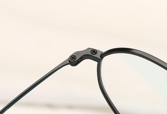 Wholesale-The new vintage irregular flat lens campus students can match the mirroetal eyeglass frame manufacturer direct wholesale
Wholesale-The new vintage irregular flat lens campus students can match the mirroetal eyeglass frame manufacturer direct wholesale