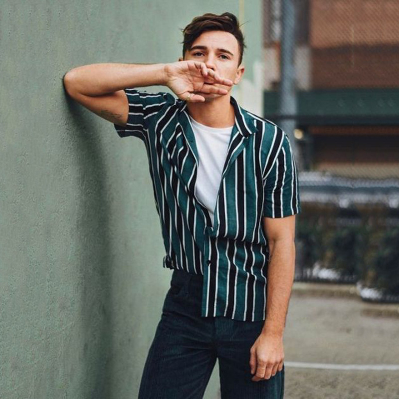 2020 New Men's High Street Casual Shirts Male Striped Streetwear shirt Tops Men Summer Short Sleeves Shirts M-3XL