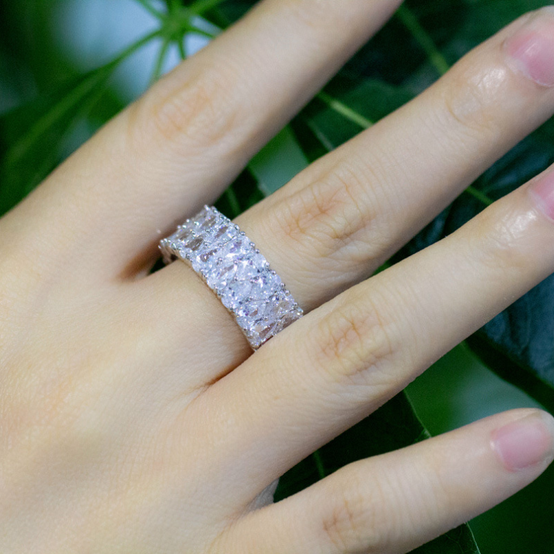 Hot Sell New 2019 Luxury Jewelry 925 Sterling Silver Drop Water White Topaz CZ Diamond Gemstones Women Wedding Band Ring for Lovers' Gift