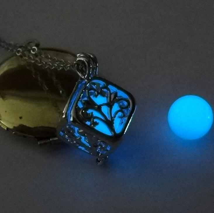 Love magic box luminous photo box necklace factory wholesale DJN129 mix order Pendant Necklaces jewelry