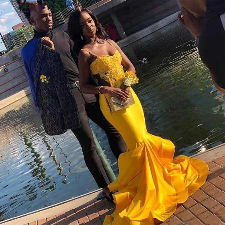 Yellow Mermaid Prom Dresses Sexy Spaghetti Lace Applique Evening Gowns Tiered Ruffles Backless Sweep Train Party Dress