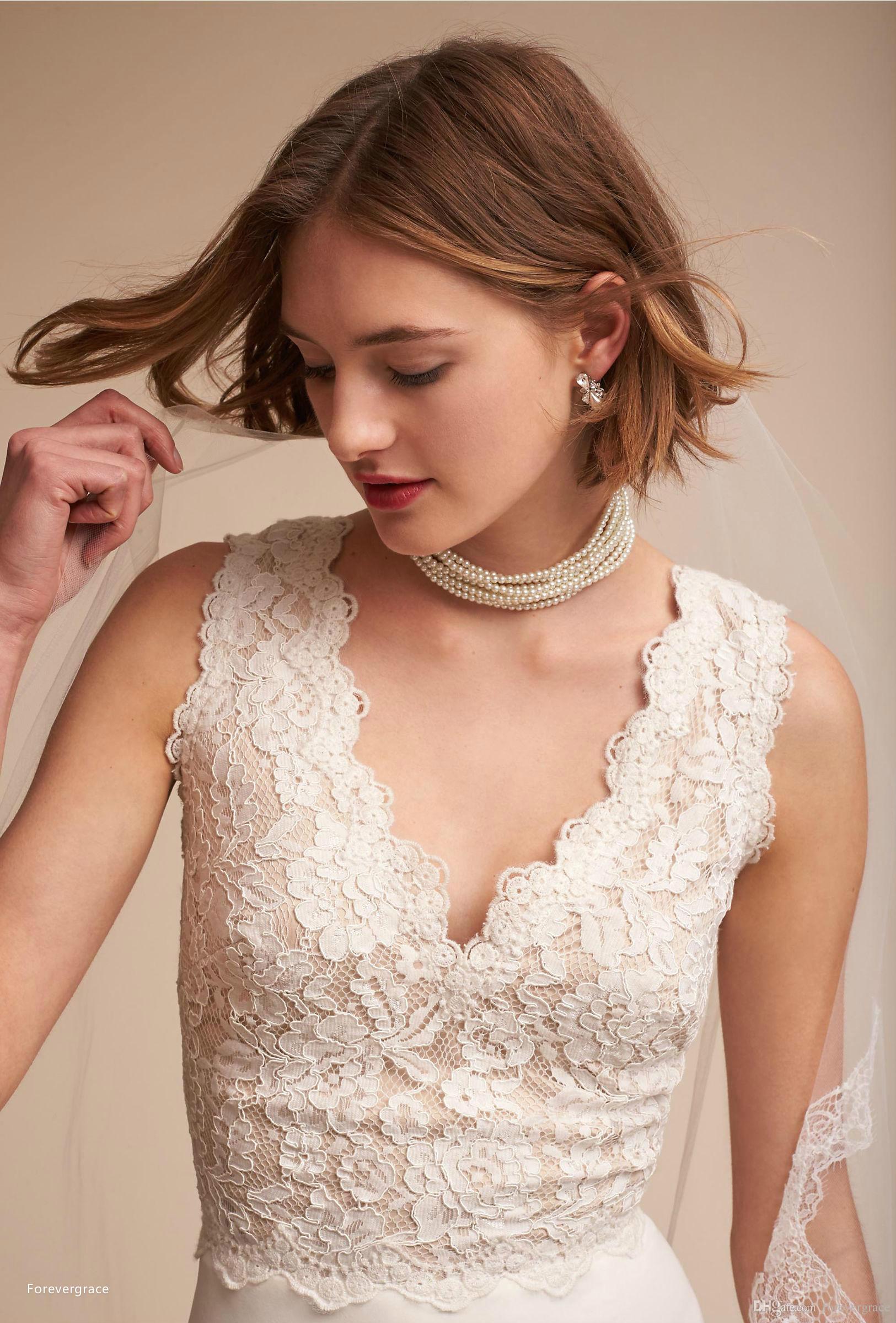 2019 Exquisite Illusion Lace Appliqued Wedding Dress Modern Beach Sheath V Neck Long Bridal Gown Custom Made Plus Size