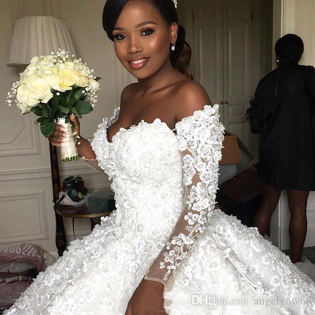 2019 Luxury Ball Gown Wedding Dresses Long Sleeve Off Shoulder Sweep Train Beads Wedding Dress Lace 3D Floral Appliqued African Bridal Gowns