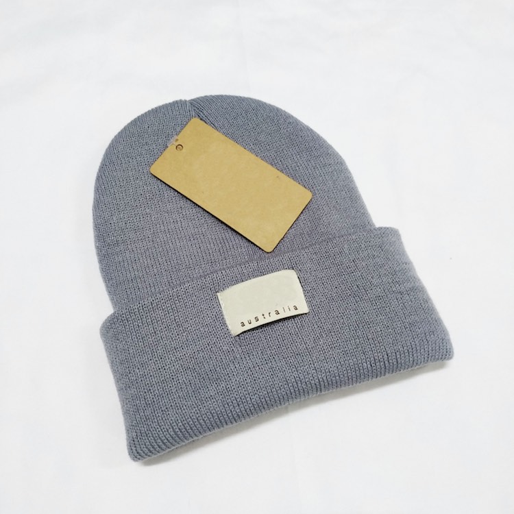 Knitted Beanie Winter Wool U Skull Caps 6 Colors With Tag Unsex Designer Knitting Hats Wholesale, Red
Knitted Beanie Winter Wool U Skull Caps 6 Colors With Tag Unsex Designer Knitting Hats Wholesale, Red