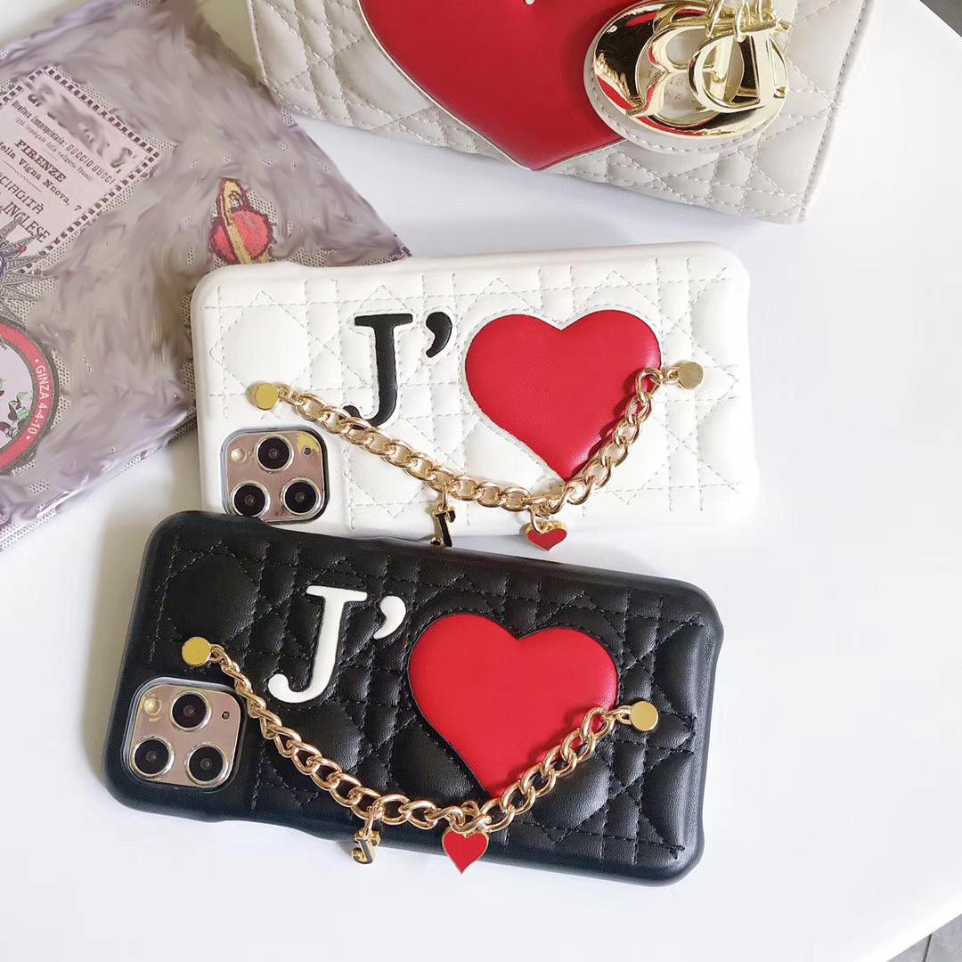 Luxury Designer Phone Case For iPhone 11 pro max Fashion Brand Back shell Leather PU cover for iphone X XR xs max 8 7 6 6s plus with chain
Luxury Designer Phone Case For iPhone 11 pro max Fashion Brand Back shell Leather PU cover for iphone X XR xs max 8 7 6 6s plus with chain