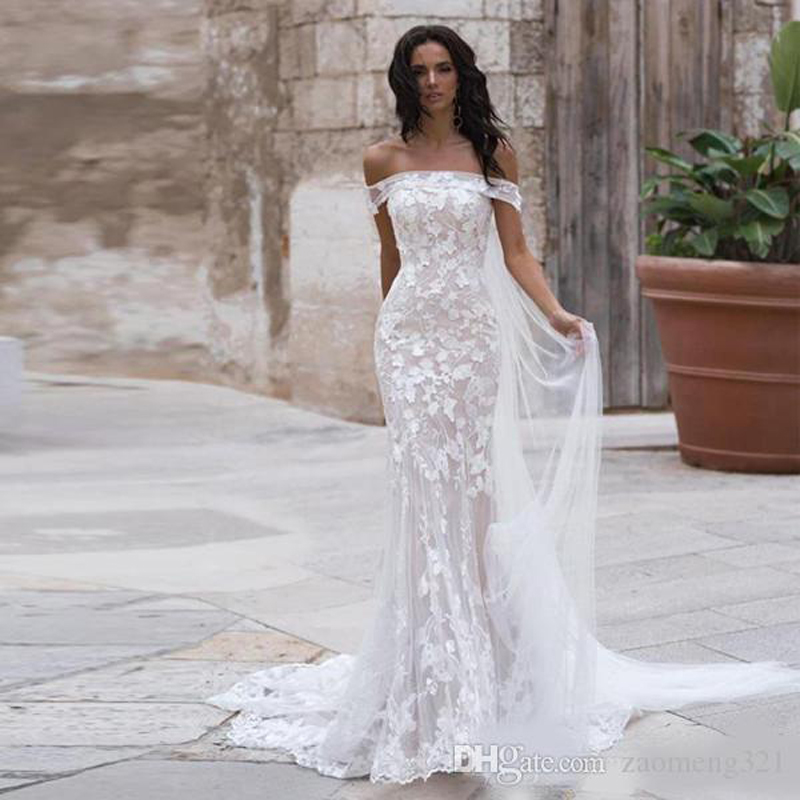 2020 Beach Wedding Dresses Mermaid Off Shoulder Lace Applique Tulle Bridal Gowns With Wrap Sweep Train Backless Wedding Gowns