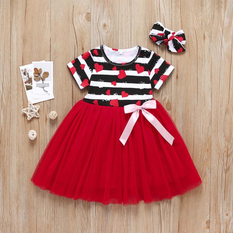 2020 Kids Summer dress girl clothes 2pcs Heart Print Toddler girl dresses with bowknot princess costume prinsessenjurken meisjes
2020 Kids Summer dress girl clothes 2pcs Heart Print Toddler girl dresses with bowknot princess costume prinsessenjurken meisjes