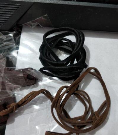 Wooden Necklace Cross Vintage Jewelry Pendant Simple Wooden Cross And Leather Rope Charm Wedding Women Necklace Sweater Chain GB1291