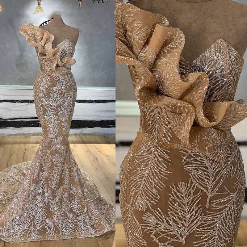 Champagne Evening Dresses Glitter Sheer Jewel Neck Ruffles Sweep Train Vestido De Festa Mermaid Evening Gowns Prom Party Wear