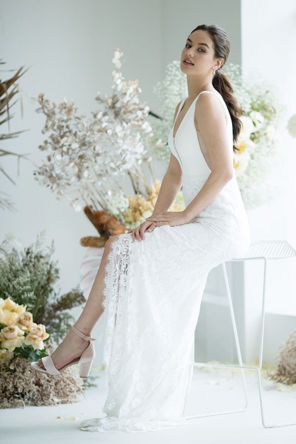 Daisy 2019 Bohemian Mermaid Wedding Dresses V Neck Lace Backless Front Split Plus Size Beach Boho Chic Bridal Gowns robe de mariée