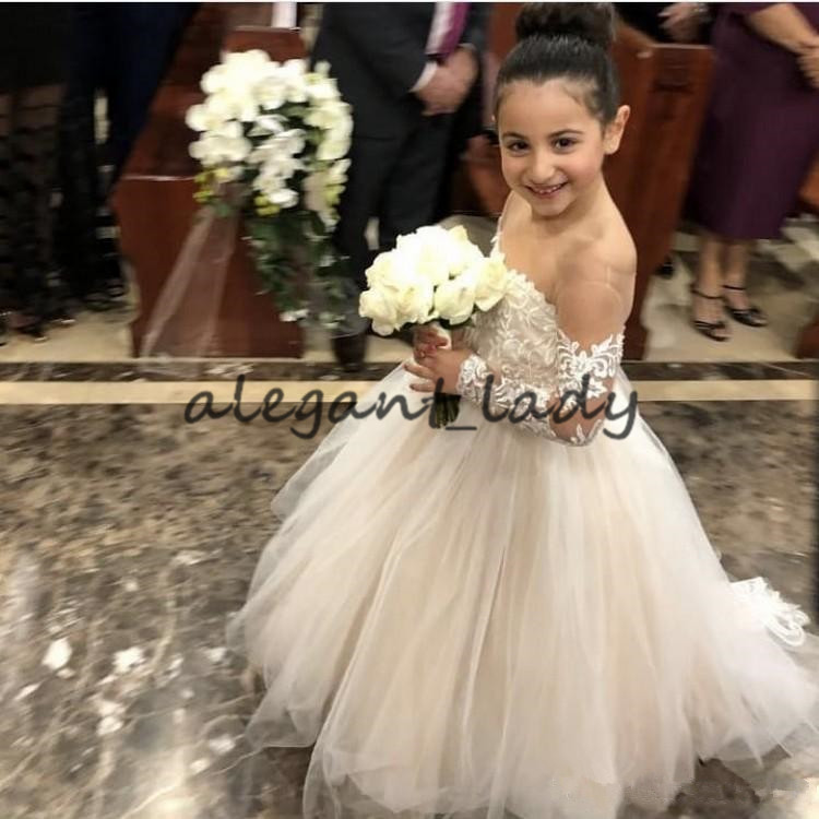 2020 Lovely Lace Applique Flower Girls Dresses Illusion Long Sleeve Sheer Neck Little Princess Kid Birthday Wedding Party Dress