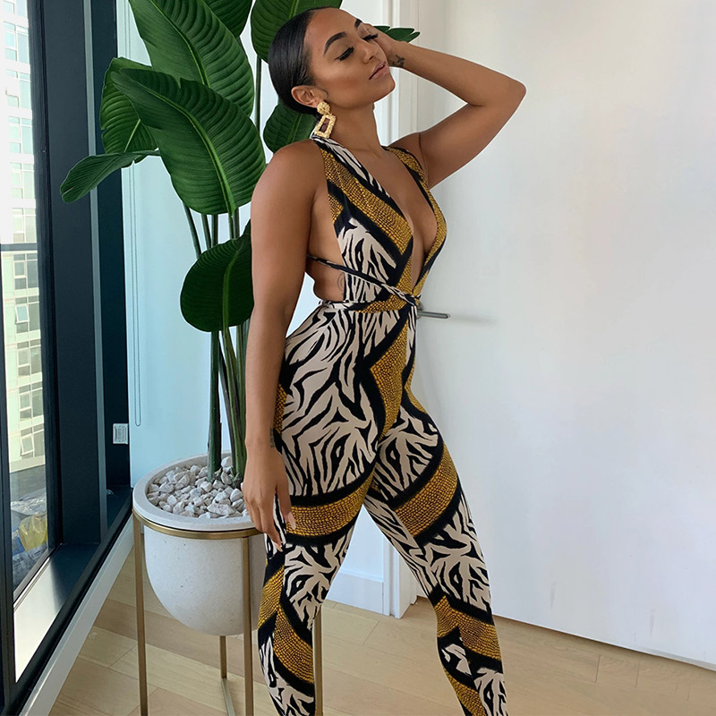Backless Print Jumpsuit Women' Sleeveless V-neck Bodycon Slim Patchwork Bandage Club 2020 Summer Sexy Fashion Ladies Pants, White
Backless Print Jumpsuit Women' Sleeveless V-neck Bodycon Slim Patchwork Bandage Club 2020 Summer Sexy Fashion Ladies Pants, White