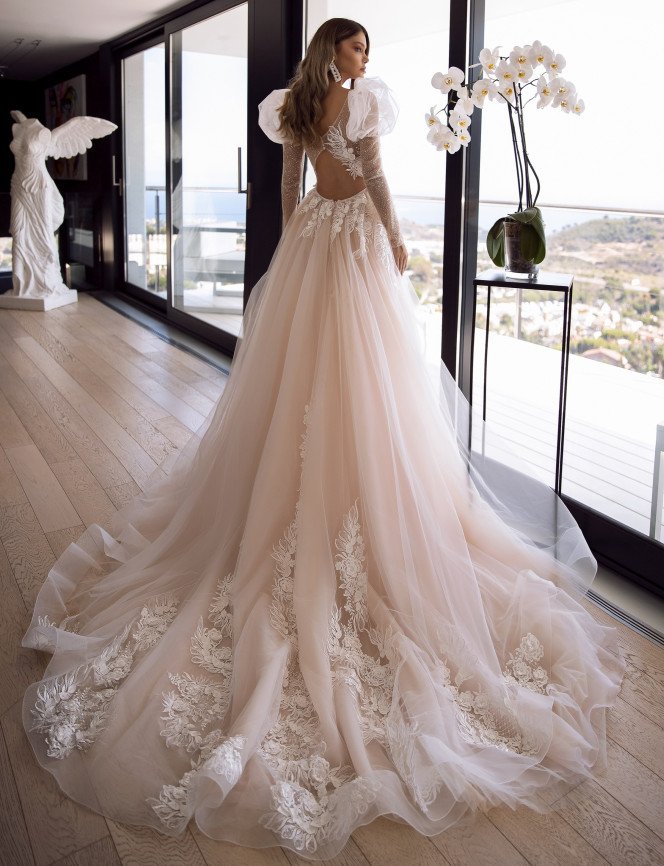 Elegant Long Sleeve 2020 Wedding Dresses Boho Lace Appliqued Open Back Bridal Gowns A Line Beach Garden Wedding Dress robe de mariée