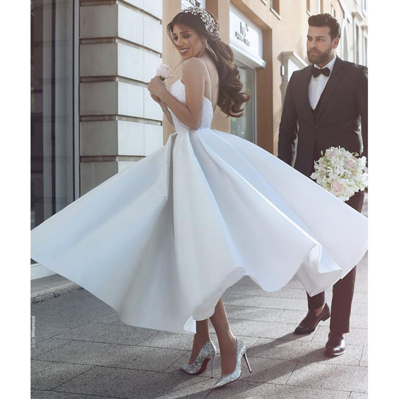 Chic Tea length Wedding Dresses with A Line Draped Sexy Spaghetti Straps Backless Elegant Short Wedding Gowns Lace Applique Bridal Gowns