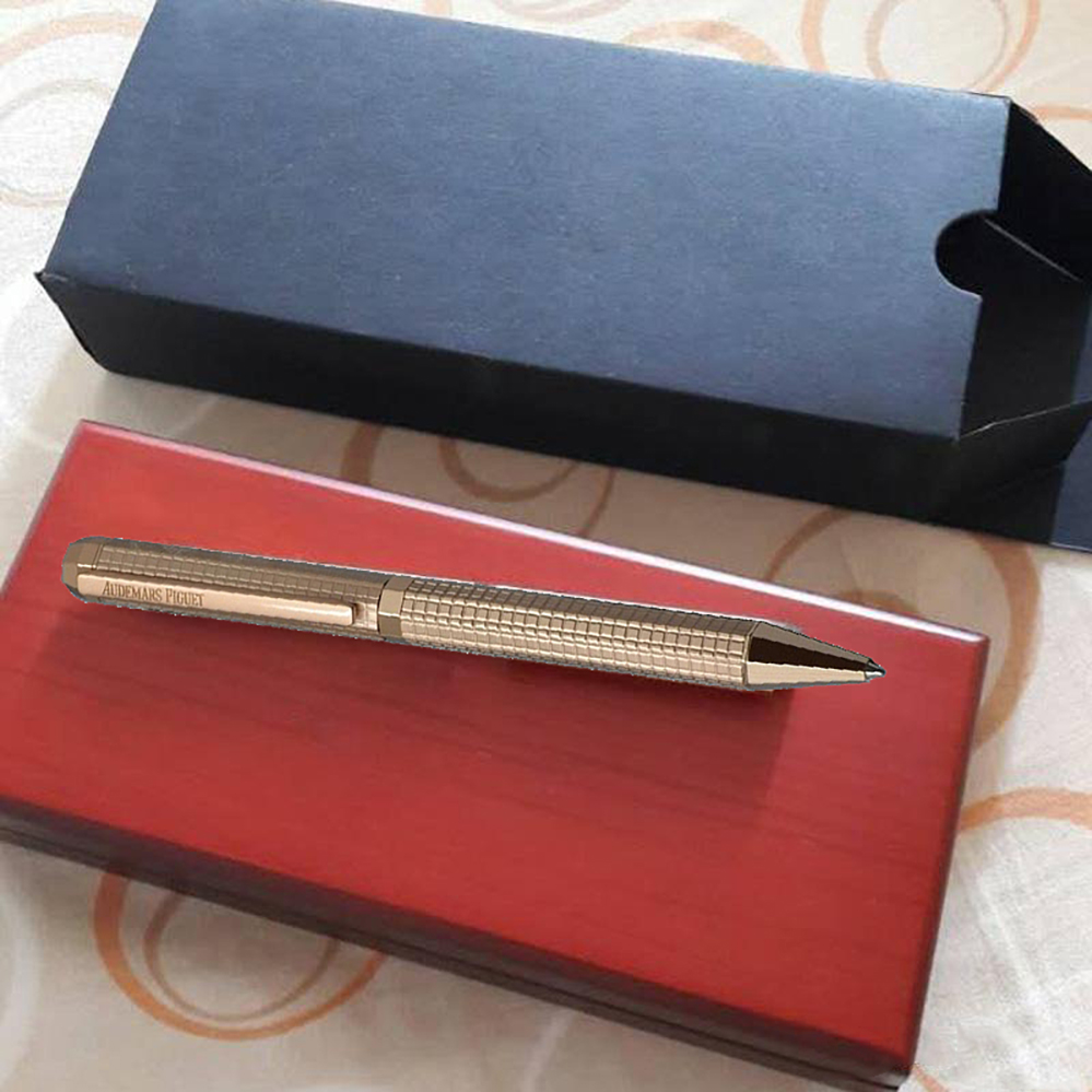 Free Shipping ! ! ap Pen Gift Pen Metal Golden /rosegolden/silver /black checkered red wood box Ballpoint Pen Classical luxury good quality, 4 color to choose
Free Shipping ! ! ap Pen Gift Pen Metal Golden /rosegolden/silver /black checkered red wood box Ballpoint Pen Classical luxury good quality, 4 color to choose