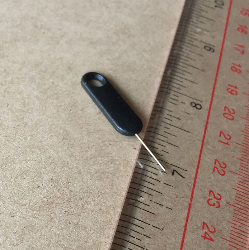 black color Sim Card Ejector Tool Sim Card Tray Eject Pin Key Tool For Mobile cell phone
black color Sim Card Ejector Tool Sim Card Tray Eject Pin Key Tool For Mobile cell phone