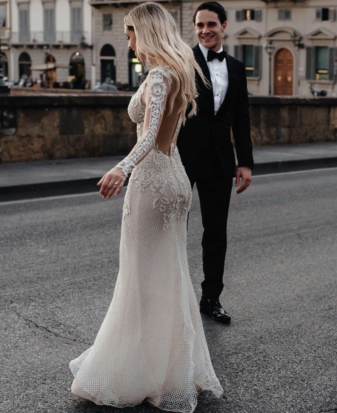 V Neck Mermaid Wedding Dresses with Long Sleeves 2020 Lace Applique Bohemian Wedding Gowns Vintage Robes De Mariée