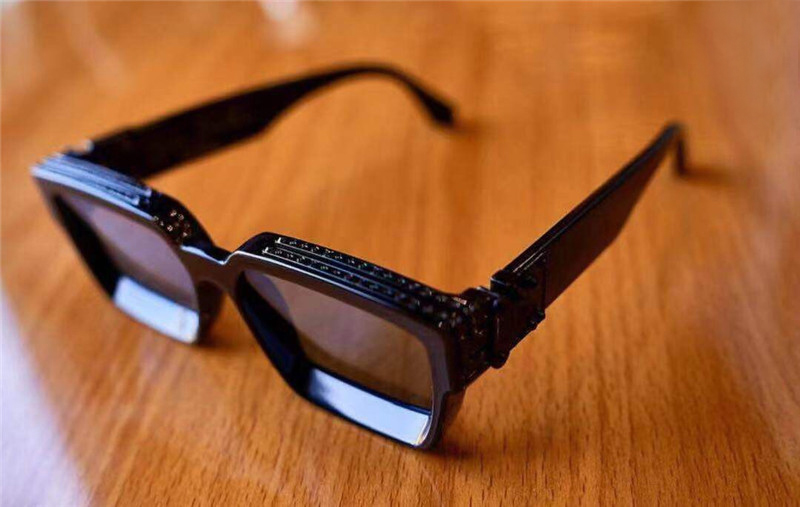 Black/Blue Square S… - image