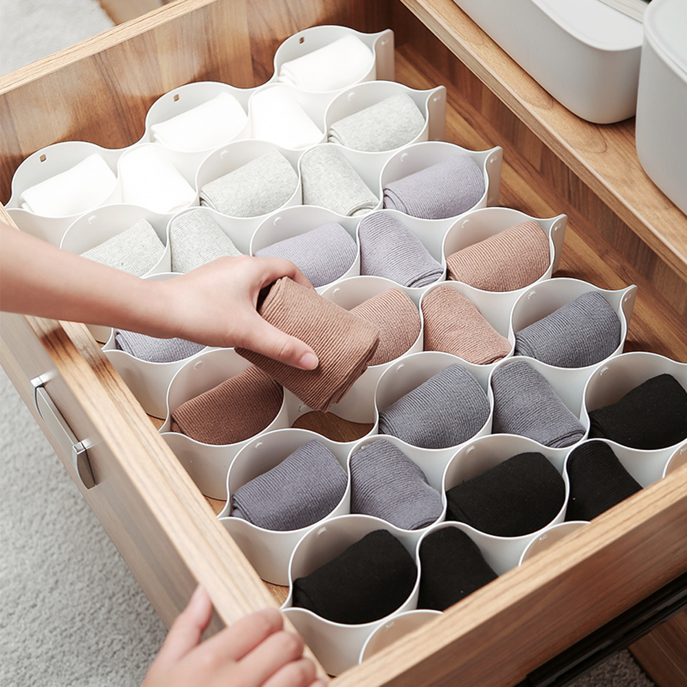 Plastic Grid Drawer Partition Divide Household Storage Honeycomb Style Underwear Socks Bras Ties Belts Scarves Drawer Divider Cabinet Clapbo
Plastic Grid Drawer Partition Divide Household Storage Honeycomb Style Underwear Socks Bras Ties Belts Scarves Drawer Divider Cabinet Clapbo
