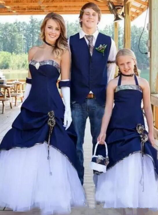 2019 New Cowboy Camo Wedding Dresses Sweetheart Pleats Corset Back A Line Floor Length Vintage Garden Country Bride Gowns QC1364, White
2019 New Cowboy Camo Wedding Dresses Sweetheart Pleats Corset Back A Line Floor Length Vintage Garden Country Bride Gowns QC1364, White