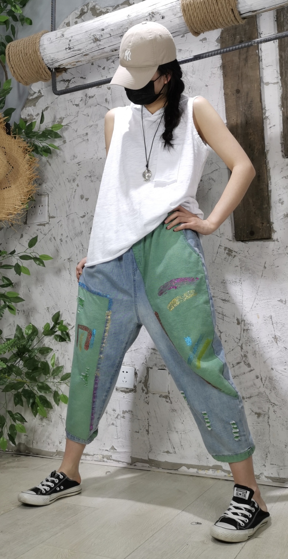 Green White Black Feer Cowgirl Affixed Cloth Embroidered Gold Coloured Drawing Or Pattern Of 7 Minutes Of Pants Pants Bk4493
Green White Black Feer Cowgirl Affixed Cloth Embroidered Gold Coloured Drawing Or Pattern Of 7 Minutes Of Pants Pants Bk4493