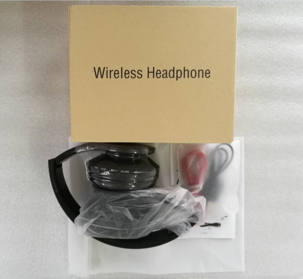 Andoer LH811 4 in 1 Bluetooth 3.0 EDR Headphones wireless headset with MP3 Player FM radio Micphone for Smart Phones PC V126