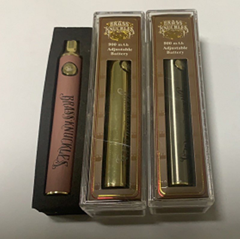Brass Knuckles Preheat Vape Battery 650mAh 900mAh Variable Voltage Vape Pens Batteries With USB Charger Preheating 510 Thread MAX Battery
Brass Knuckles Preheat Vape Battery 650mAh 900mAh Variable Voltage Vape Pens Batteries With USB Charger Preheating 510 Thread MAX Battery