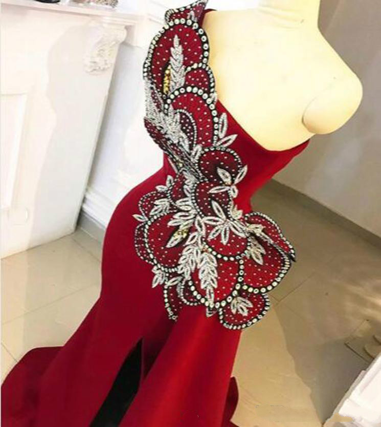 Embroidery Beads Burgundy Evening Dresses Elegant One Shoulder Ruffles Split Party Celebrity Gowns Designer Prom Dress Custom Made