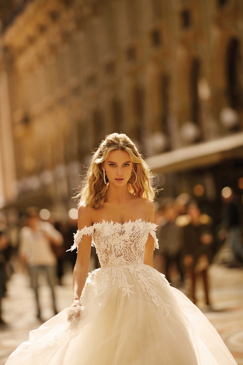 Berta 2020 Bohemian Boho Wedding Dresses Off The Shoulder A Line Beach Wedding Gowns Custom Made Plus Size Robes De Mariée