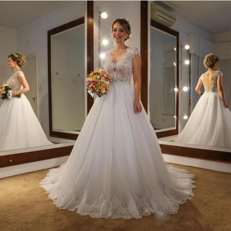 2020 A Line Wedding Gowns V Neck Long Sleeve Button Plus Size Wedding Dresses Sweep Train Tulle Lace Beads Ruched Applique Bridal Gowns