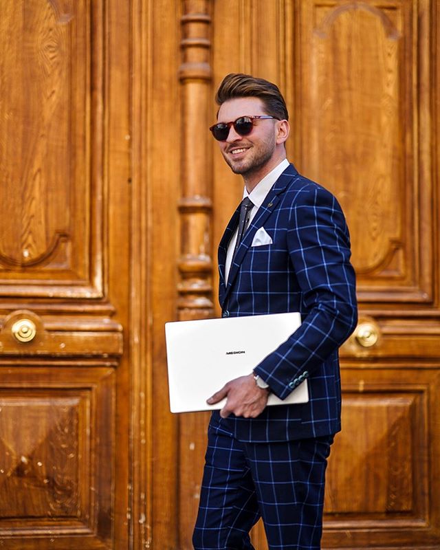 New Blue Check Plaid Mens Groom Wedding Suits Groom Double Breasted Peaked Lapel Formal Work Prom Office Blazer Jacket(Jacket+Pants)