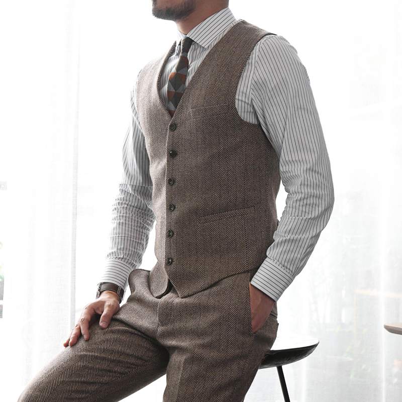 2020 New Wool Groom Vests For Rustic Wedding Party Vests Slim Fit Mens Vests Custom Made Plus Size British Style Groom Wear Business Suit